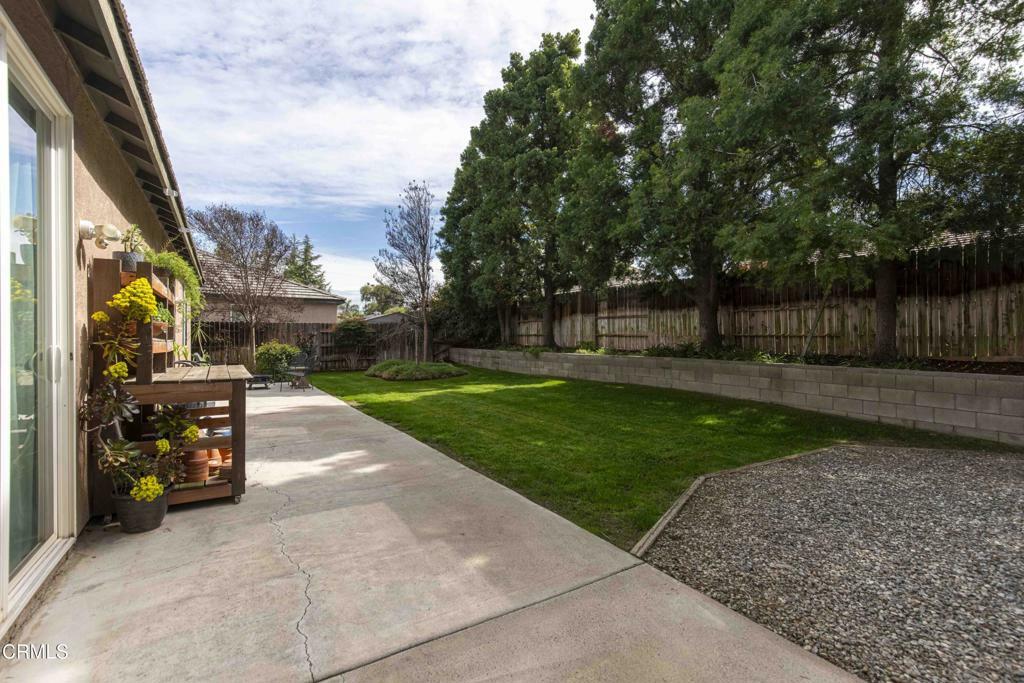 Property Photo: 11311 Mezzadro Ave Avenue CA 93312