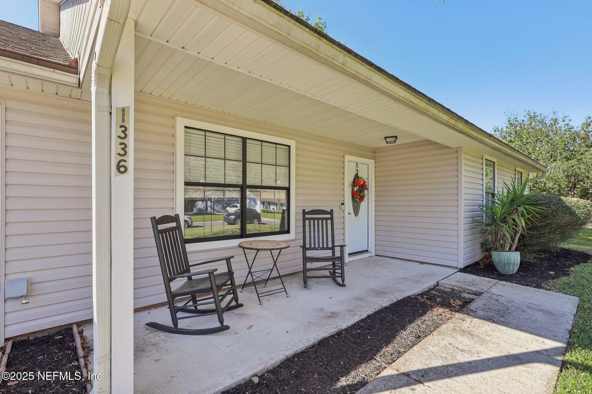 Property Photo:  1336 Bee Street  FL 32065 