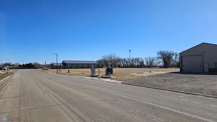 Property Photo:  509 2nd Street SE  MN 56547 