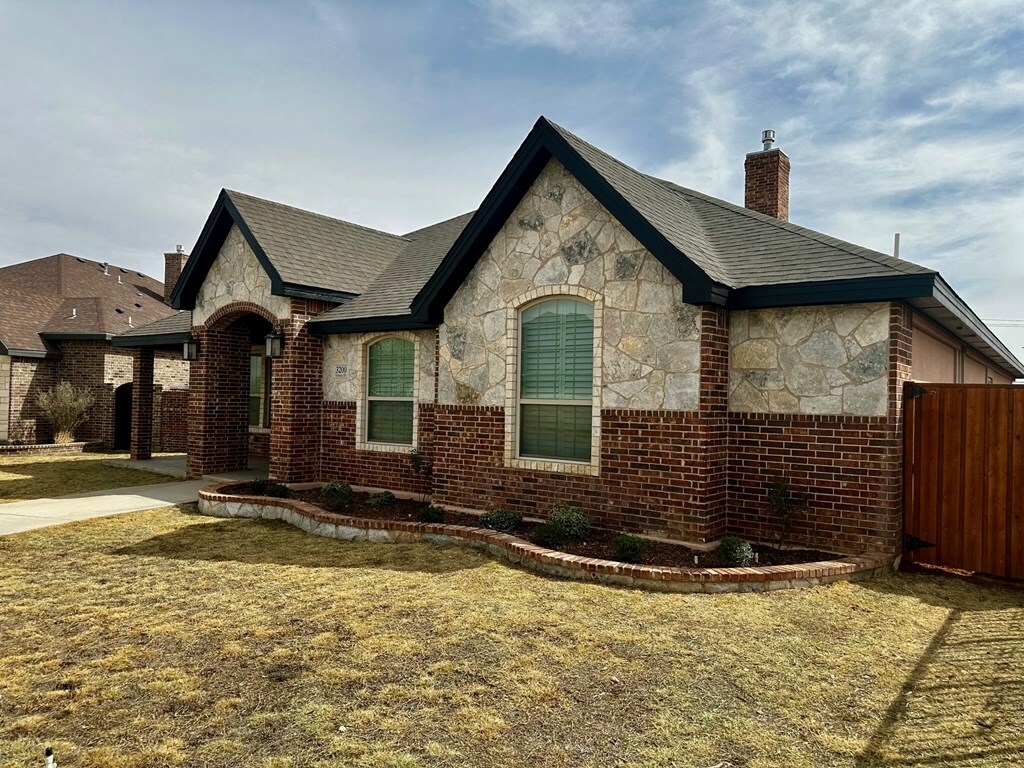 Property Photo:  3200 Verona Dr  TX 79765 