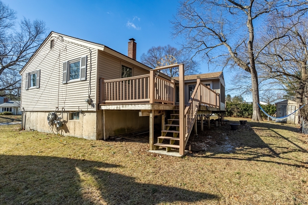 Property Photo: 60 Newport Dr MA 01886