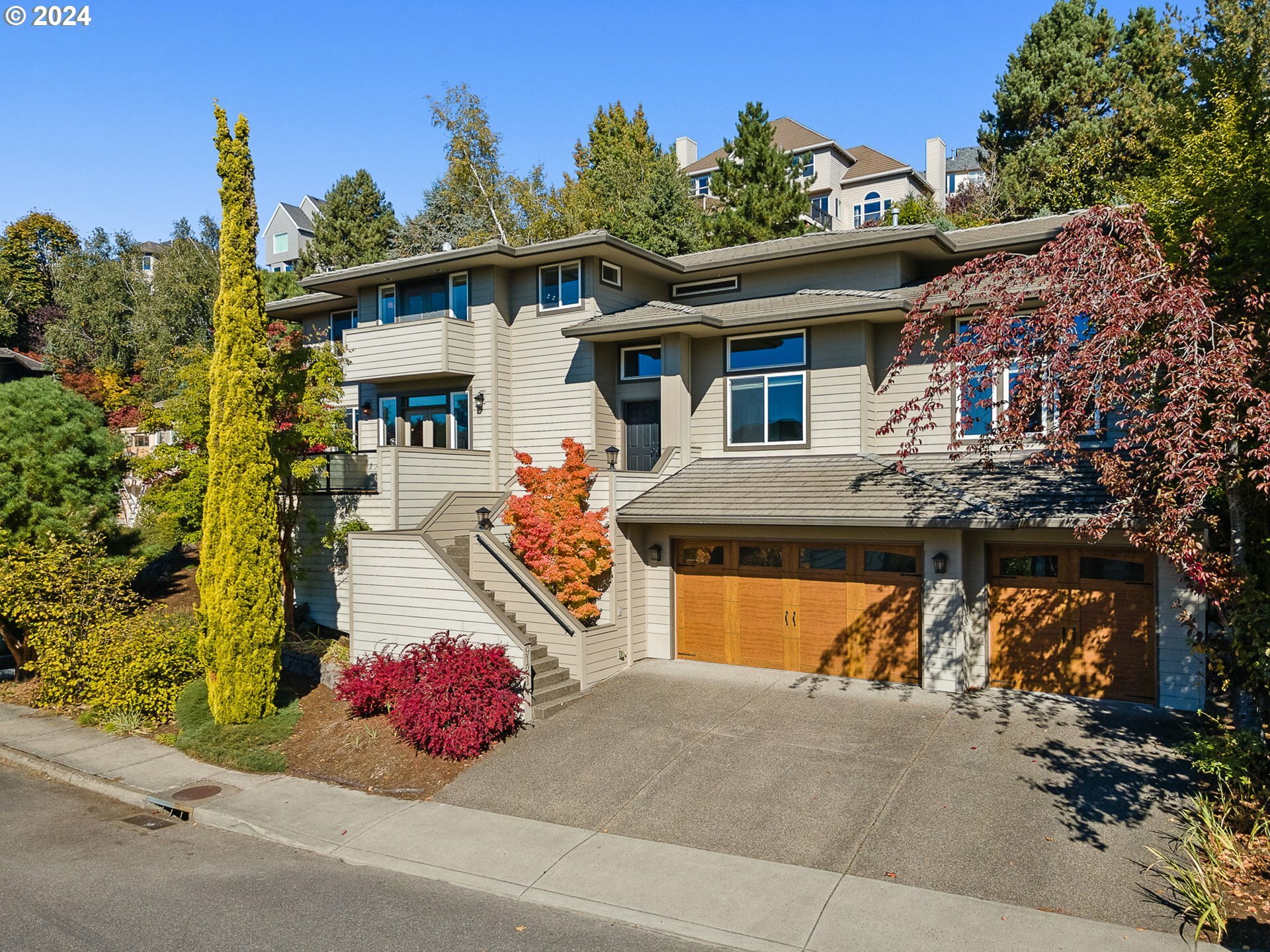 9121 NW Benson Ct  Portland OR 97229 photo