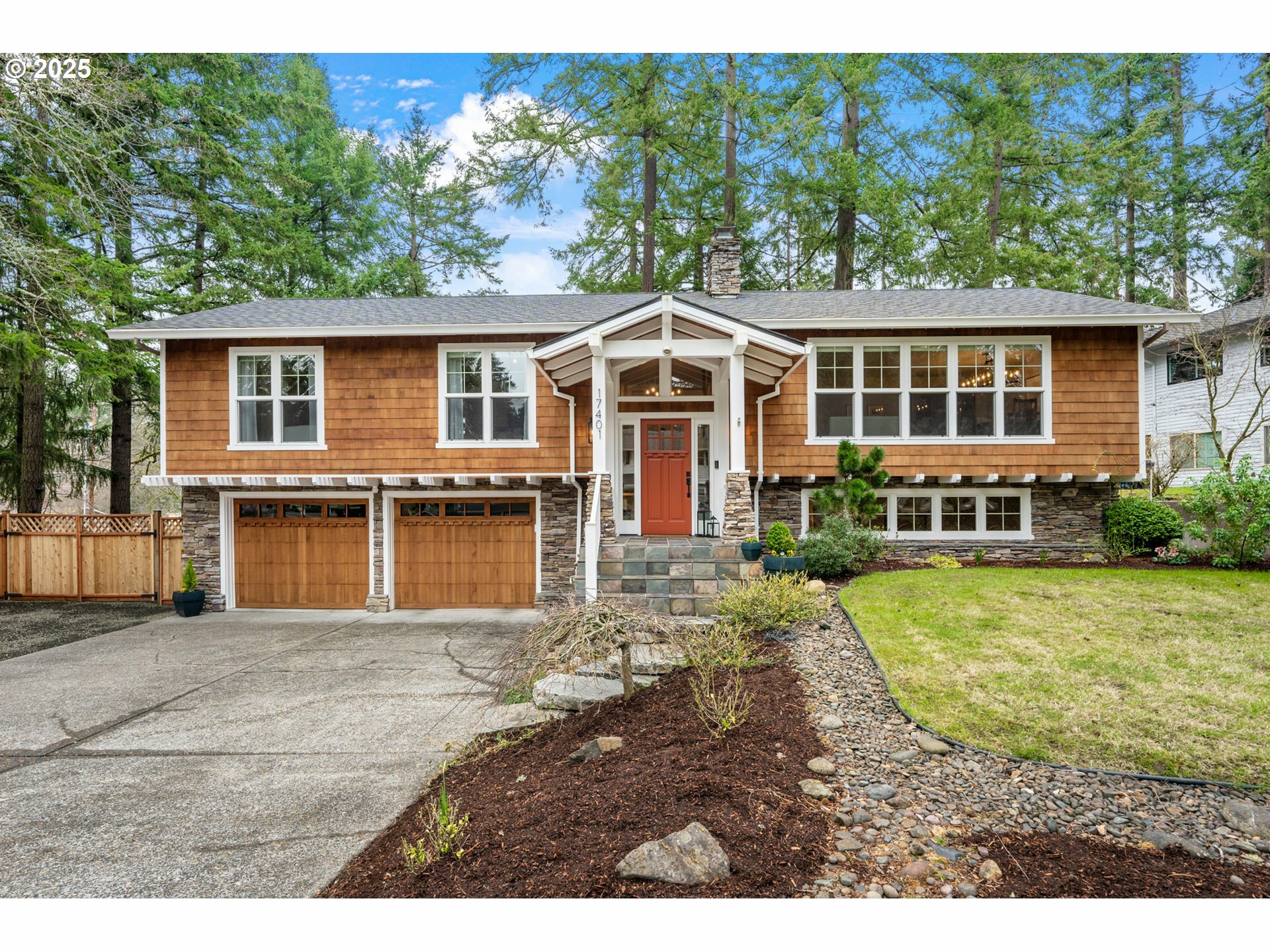 17401 Tree Top Ln  Lake Oswego OR 97034 photo