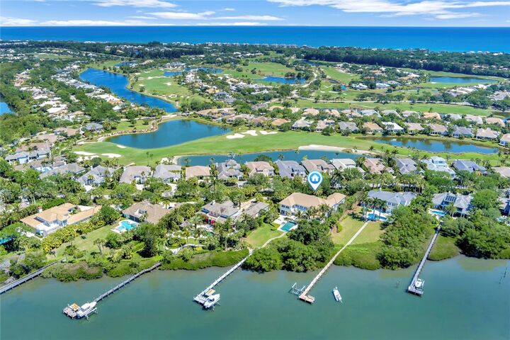 Property Photo: 707 Grove Place FL 32963