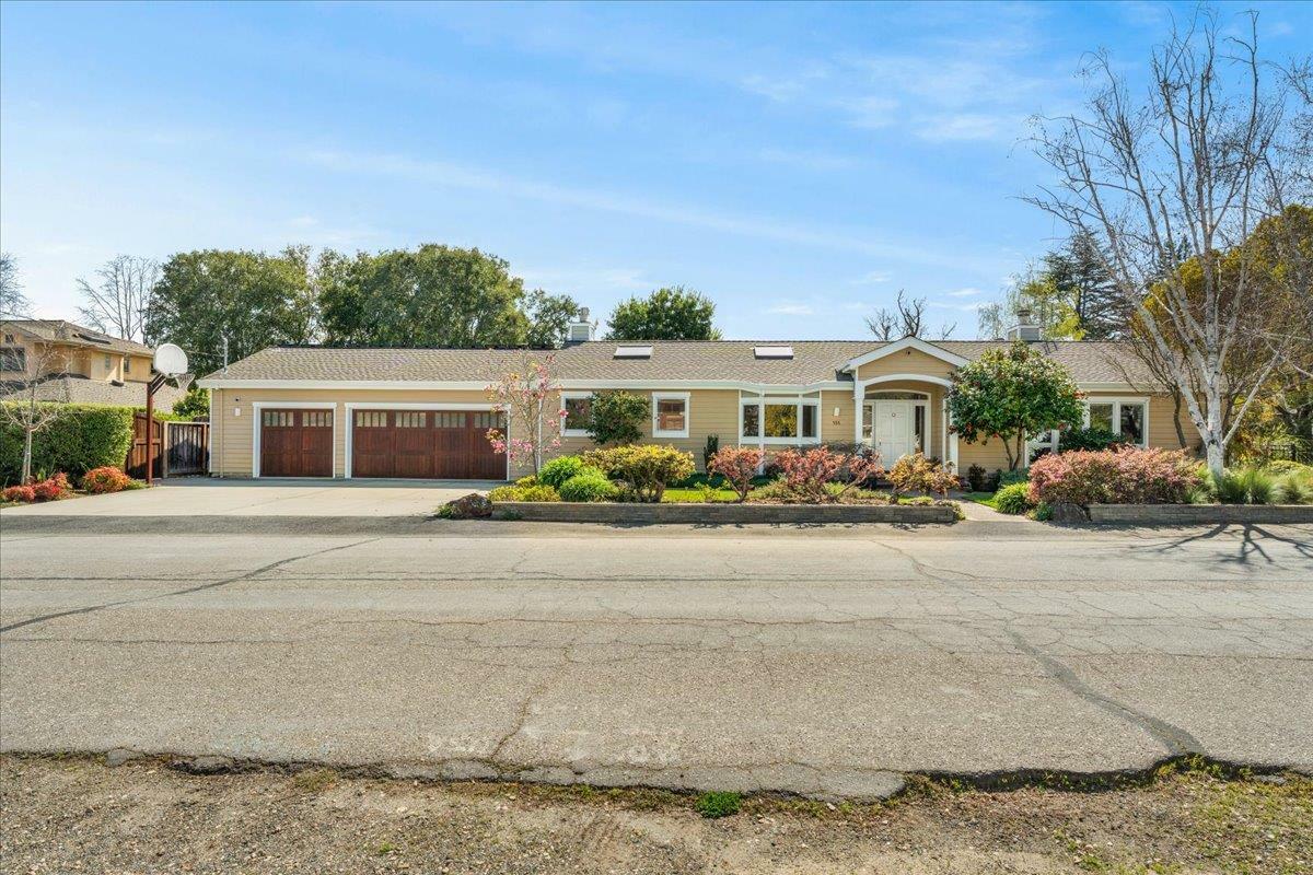 588 Harrington Avenue  Los Altos CA 94024 photo