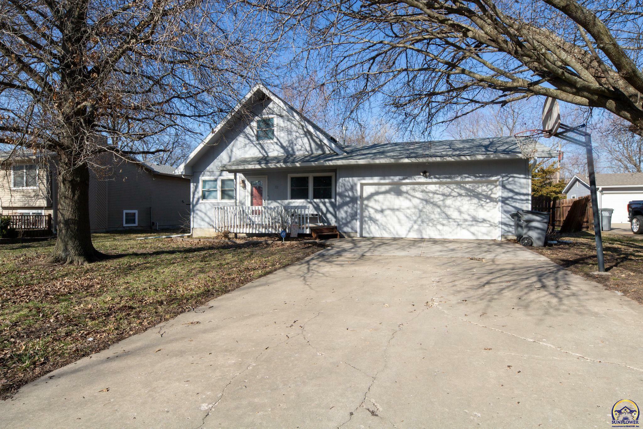 Property Photo: 13 S Walnut Grove Dr KS 66801