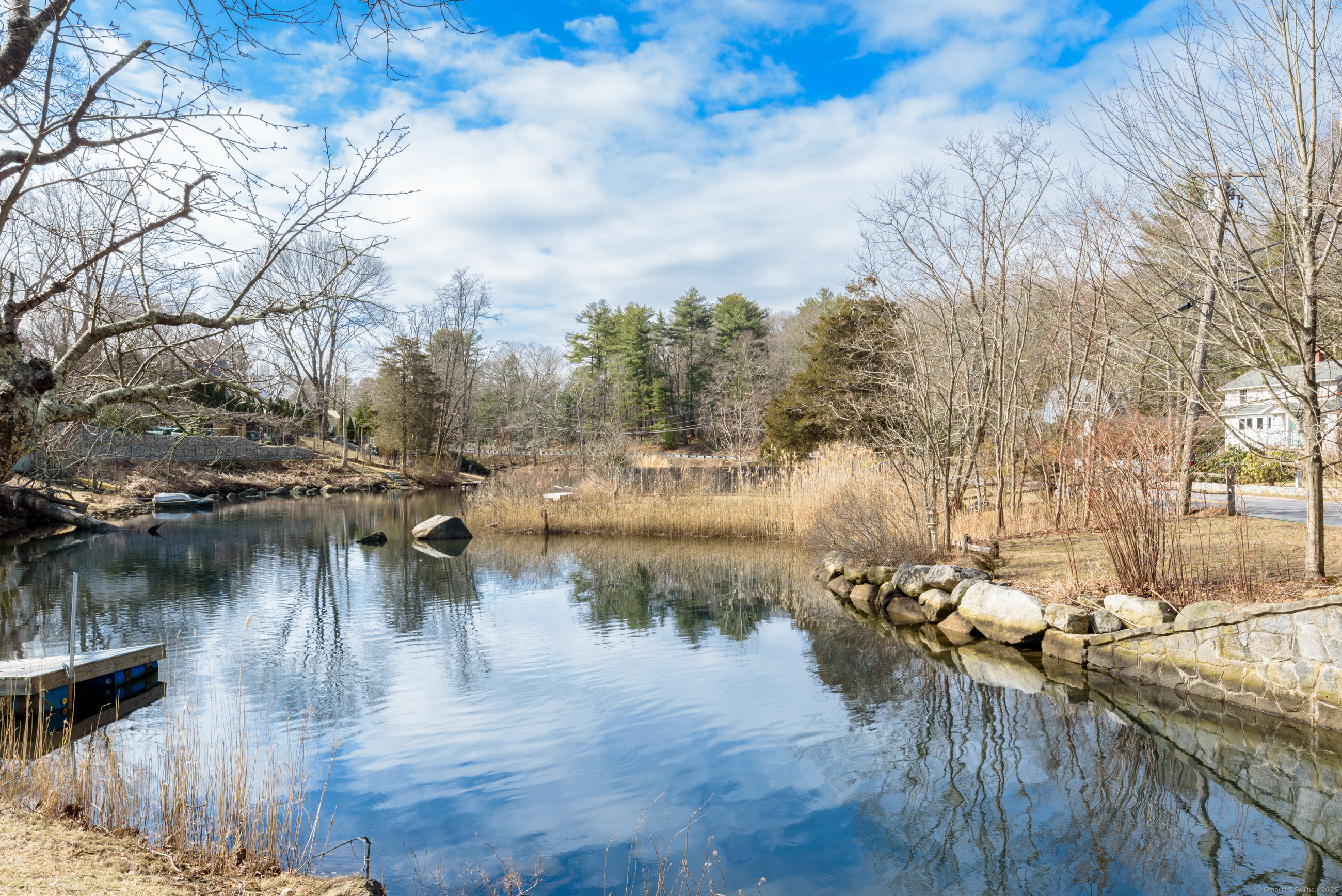 Property Photo:  276 Niantic River Road  CT 06385 