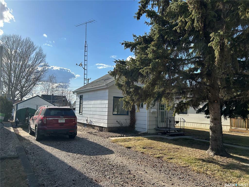 Photo de la propriété: 819 9th Street SK S0K 2A0