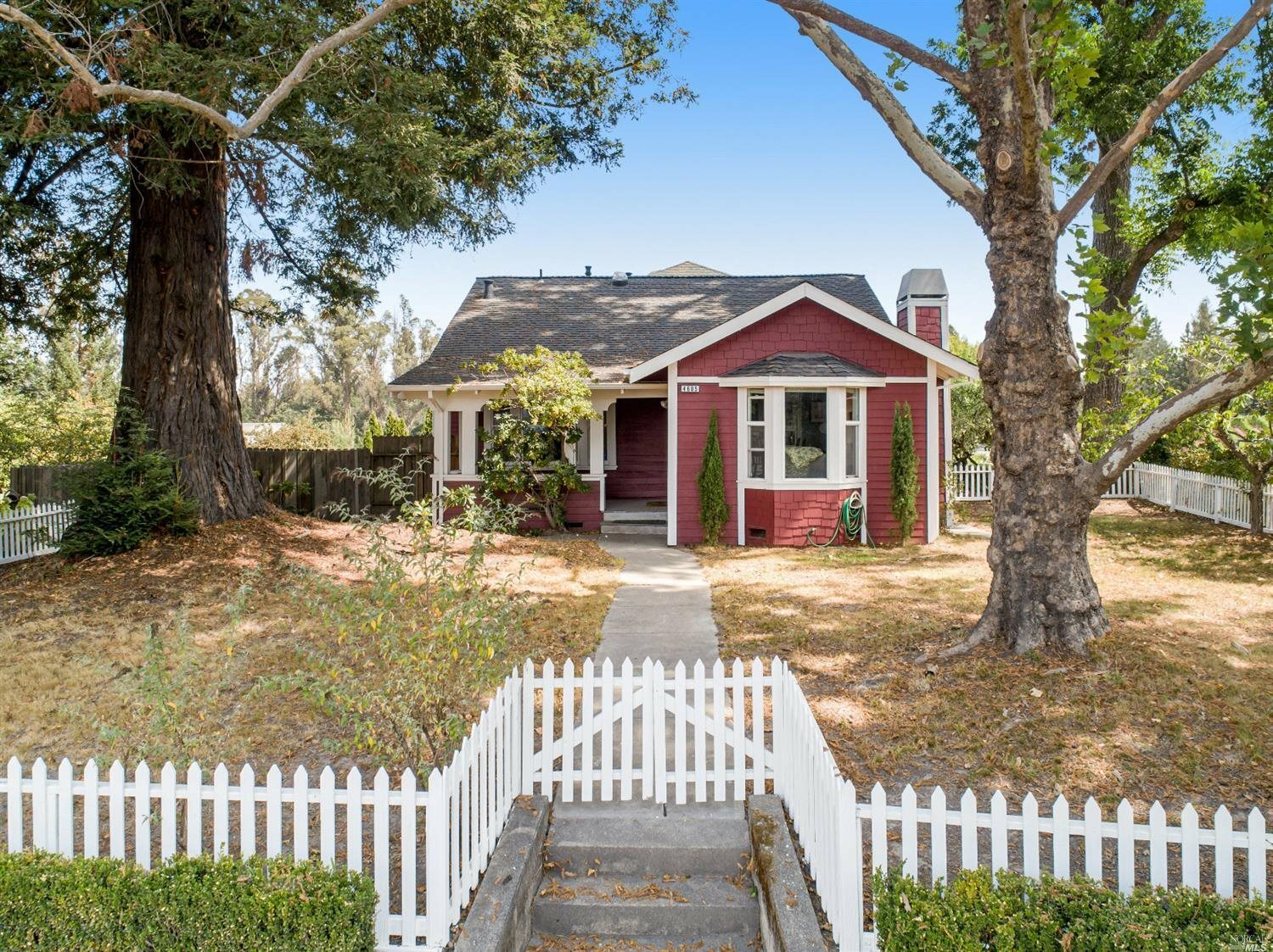 Property Photo: 4605 Gravenstein Highway CA 95472