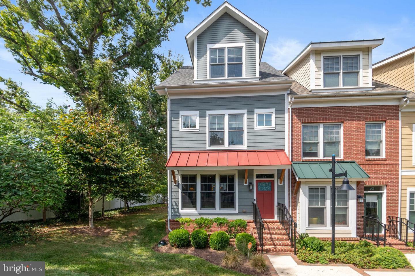 Property Photo: 32 Ellsworth Heights Street MD 20910