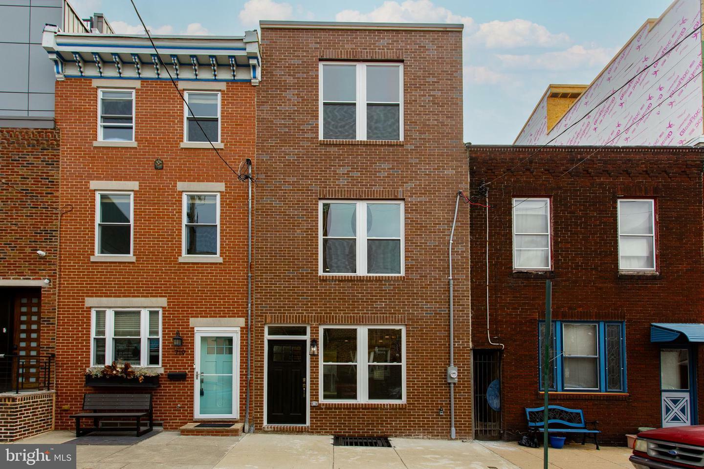 717 N 3rd Street  Philadelphia PA 19123 photo