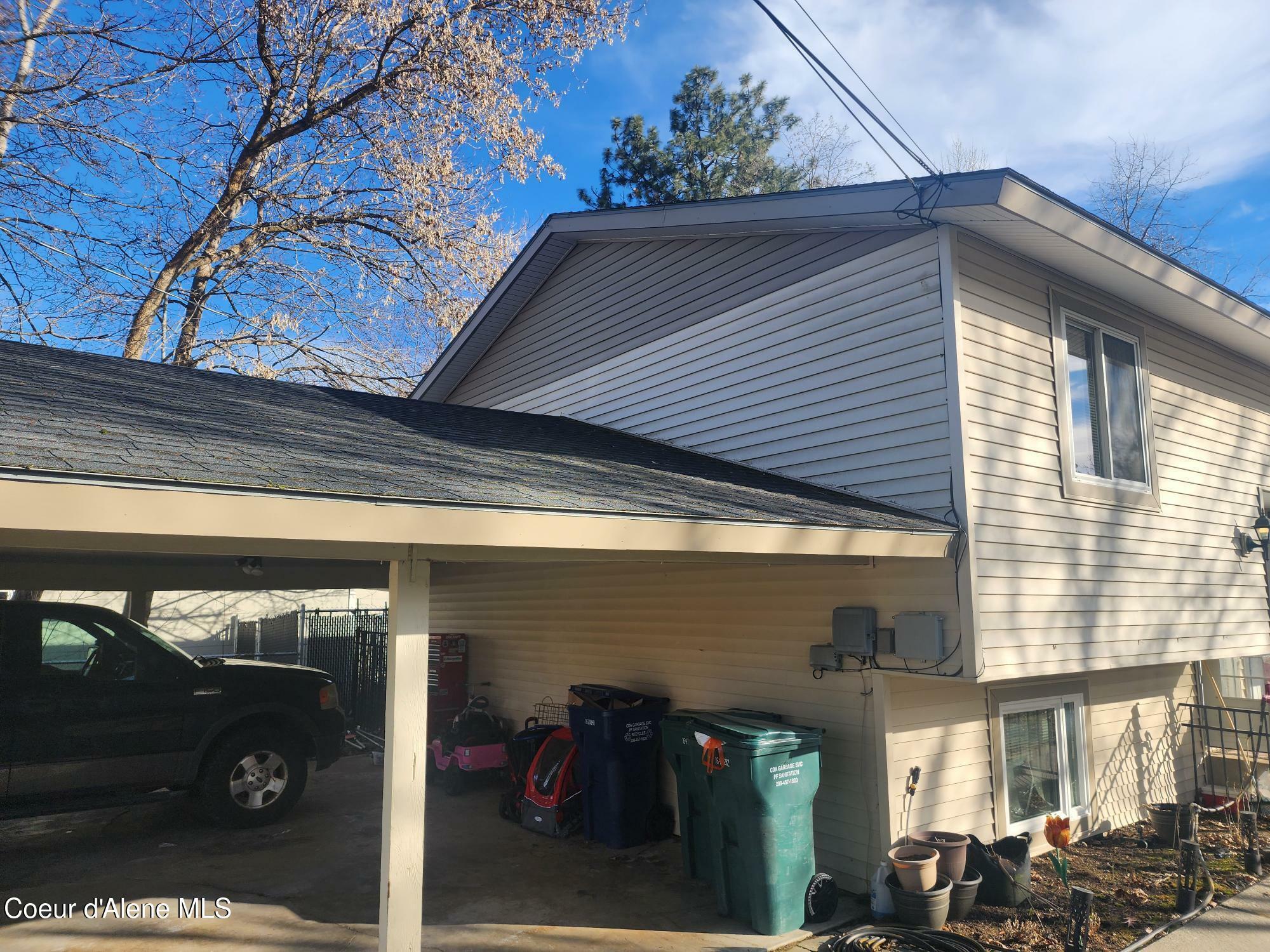 Property Photo: 1208/1210 E Gilbert Ave ID 83815