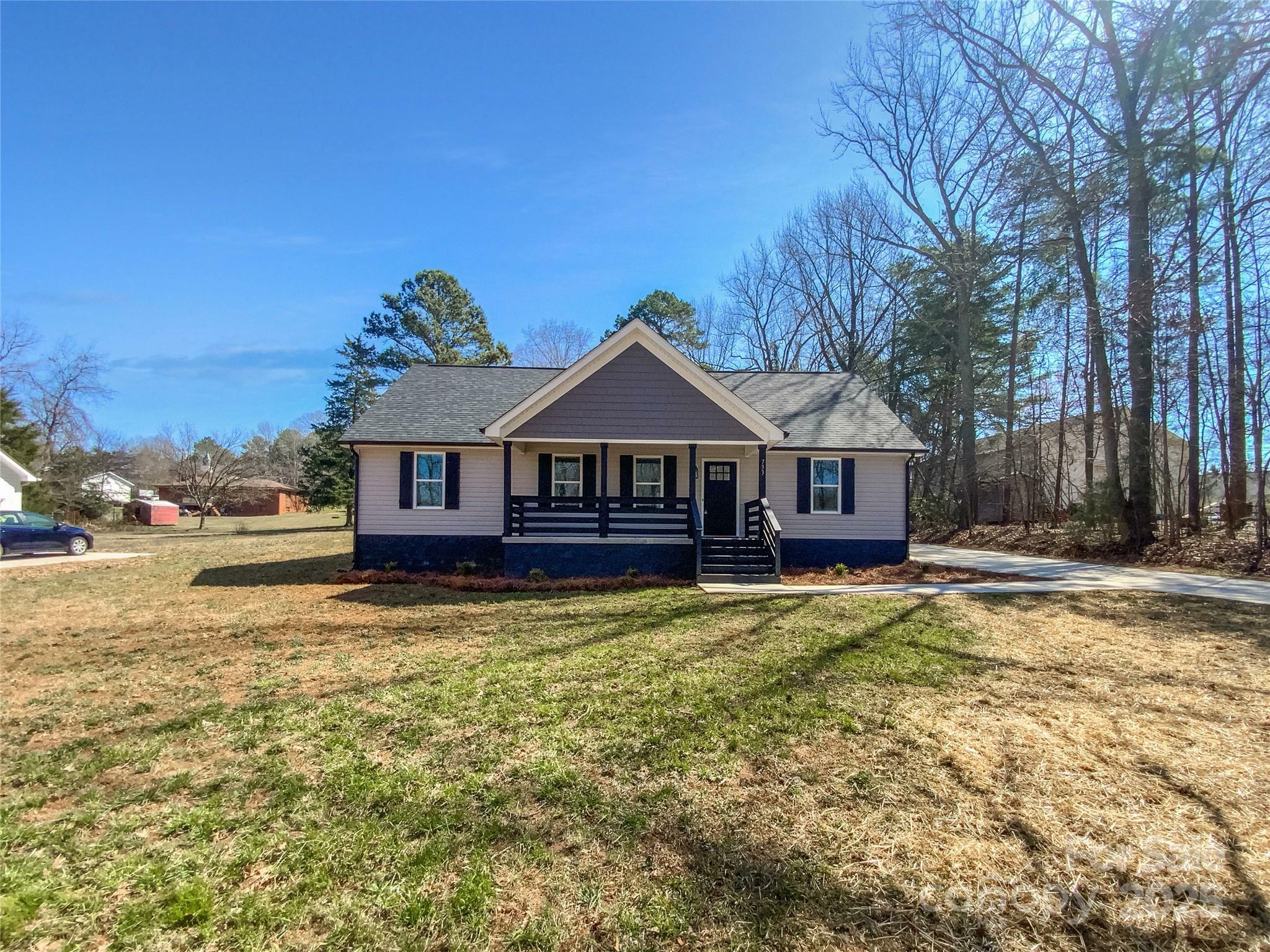 Property Photo: 733 Baker Street NC 28081