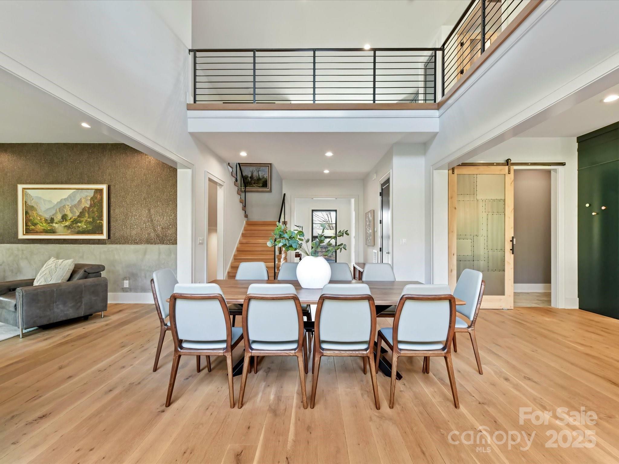Property Photo: 3416 Windsor Drive NC 28209