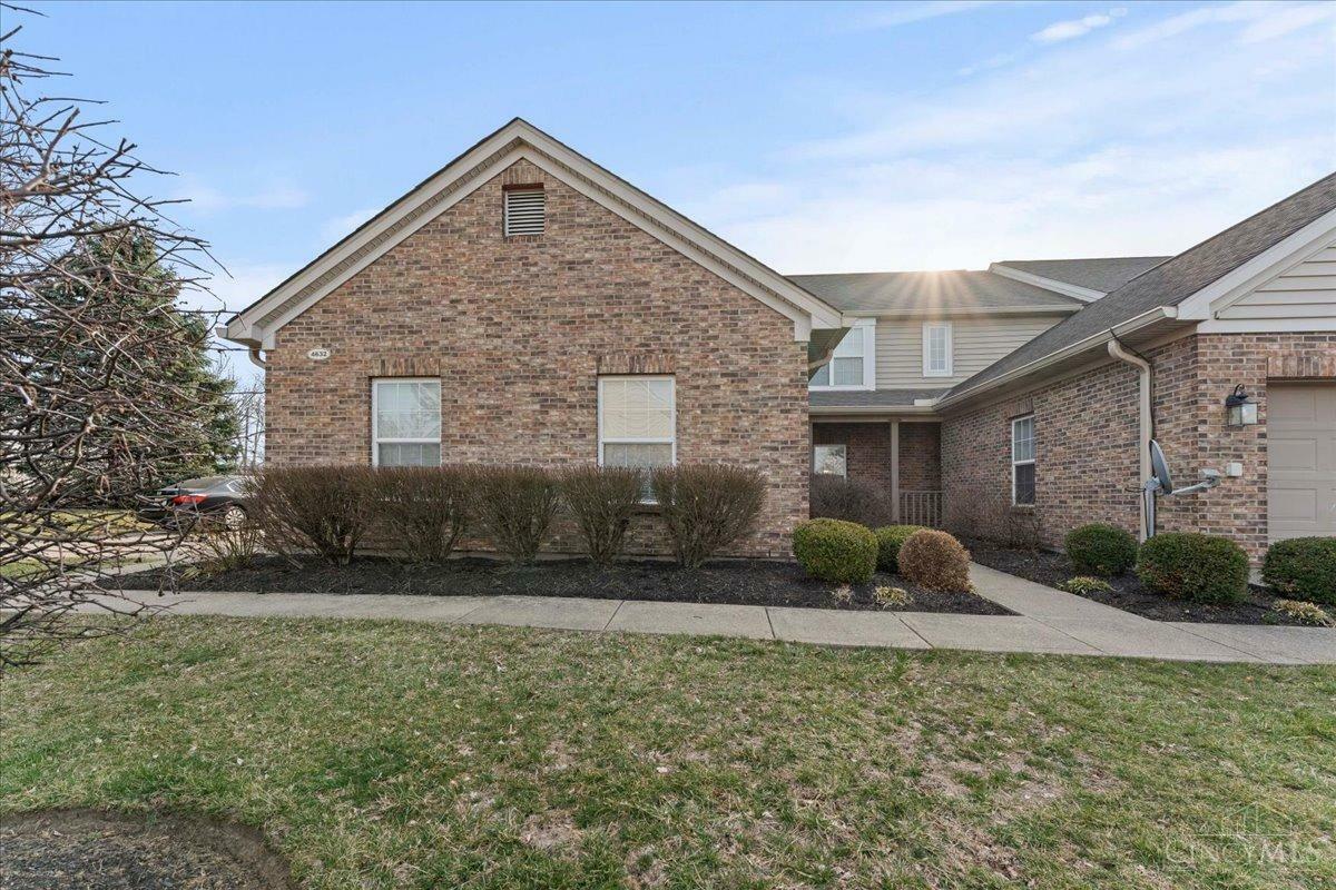 Property Photo:  4632 Court Yard Drive  OH 45040 