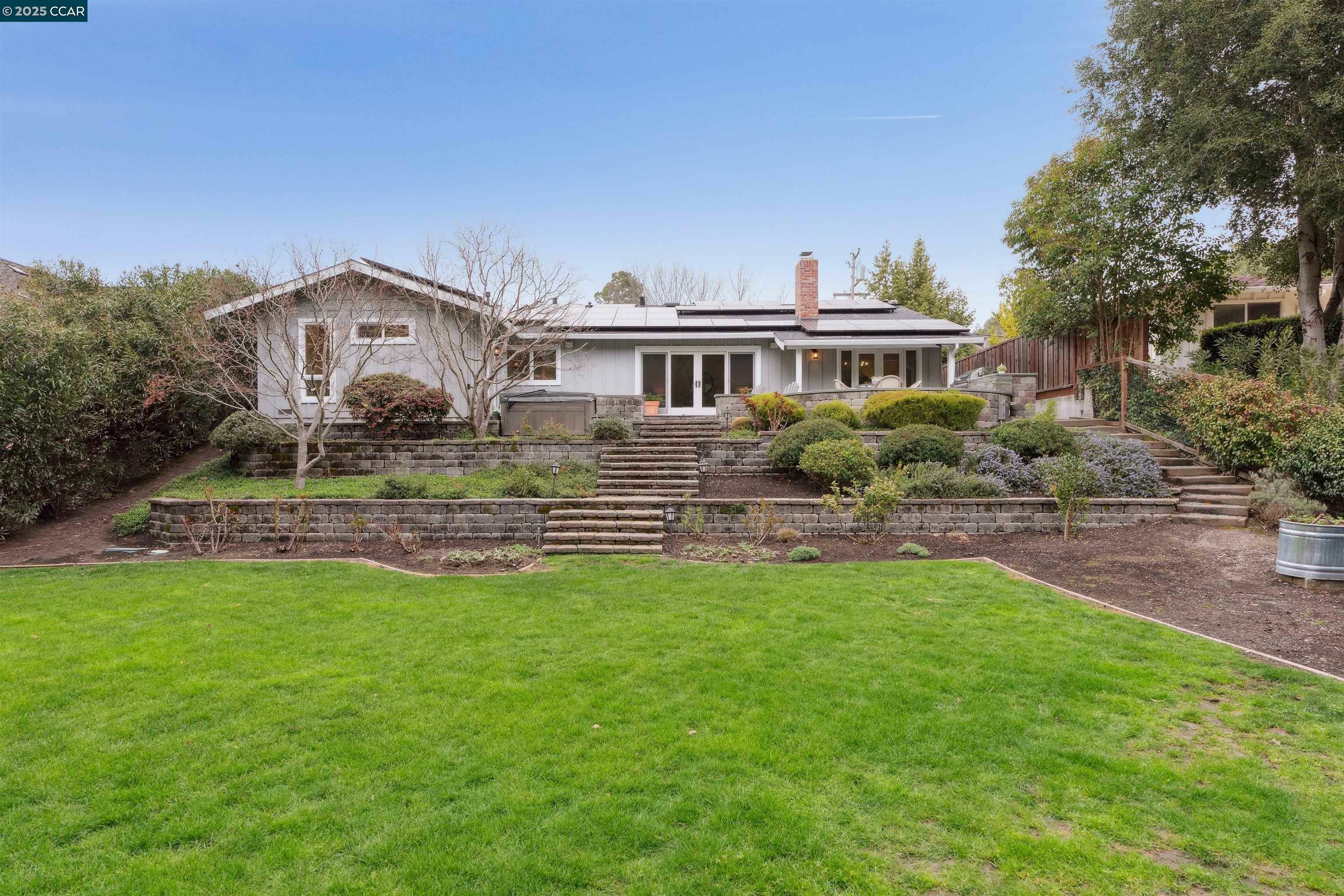 Property Photo: 1112 Sanders Dr CA 94556