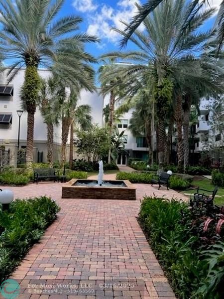 Property Photo: 2421 NE 65th Street 202 FL 33308