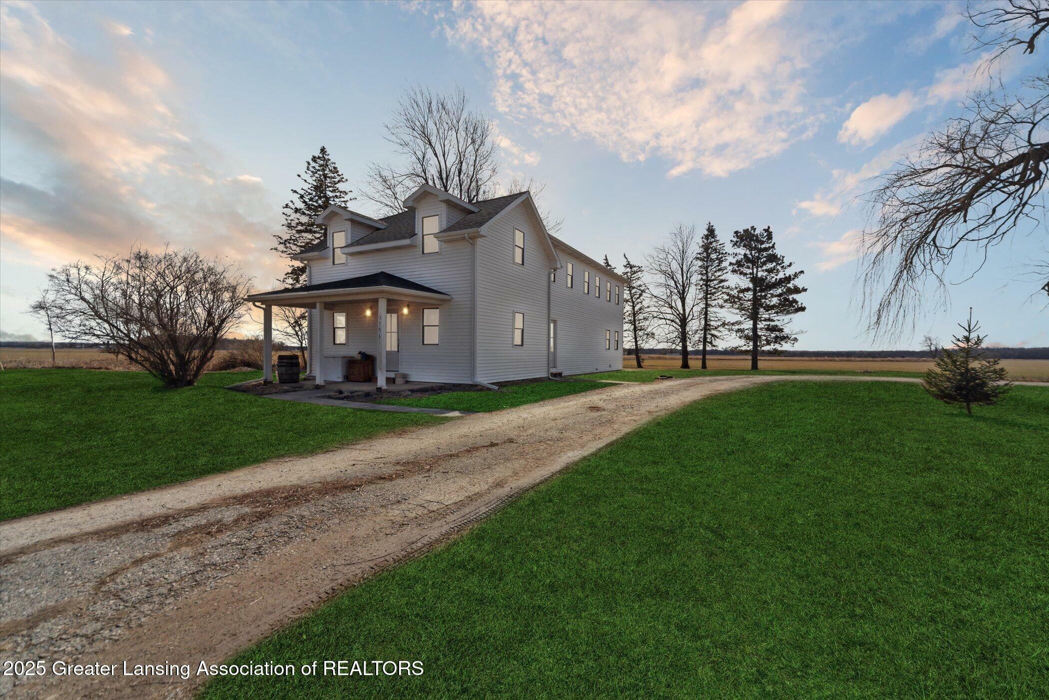 3796 E Roosevelt Road  Ashley MI 48806 photo