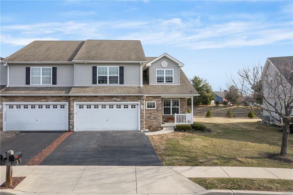809 North Fork Drive  Forks Twp PA 18040 photo