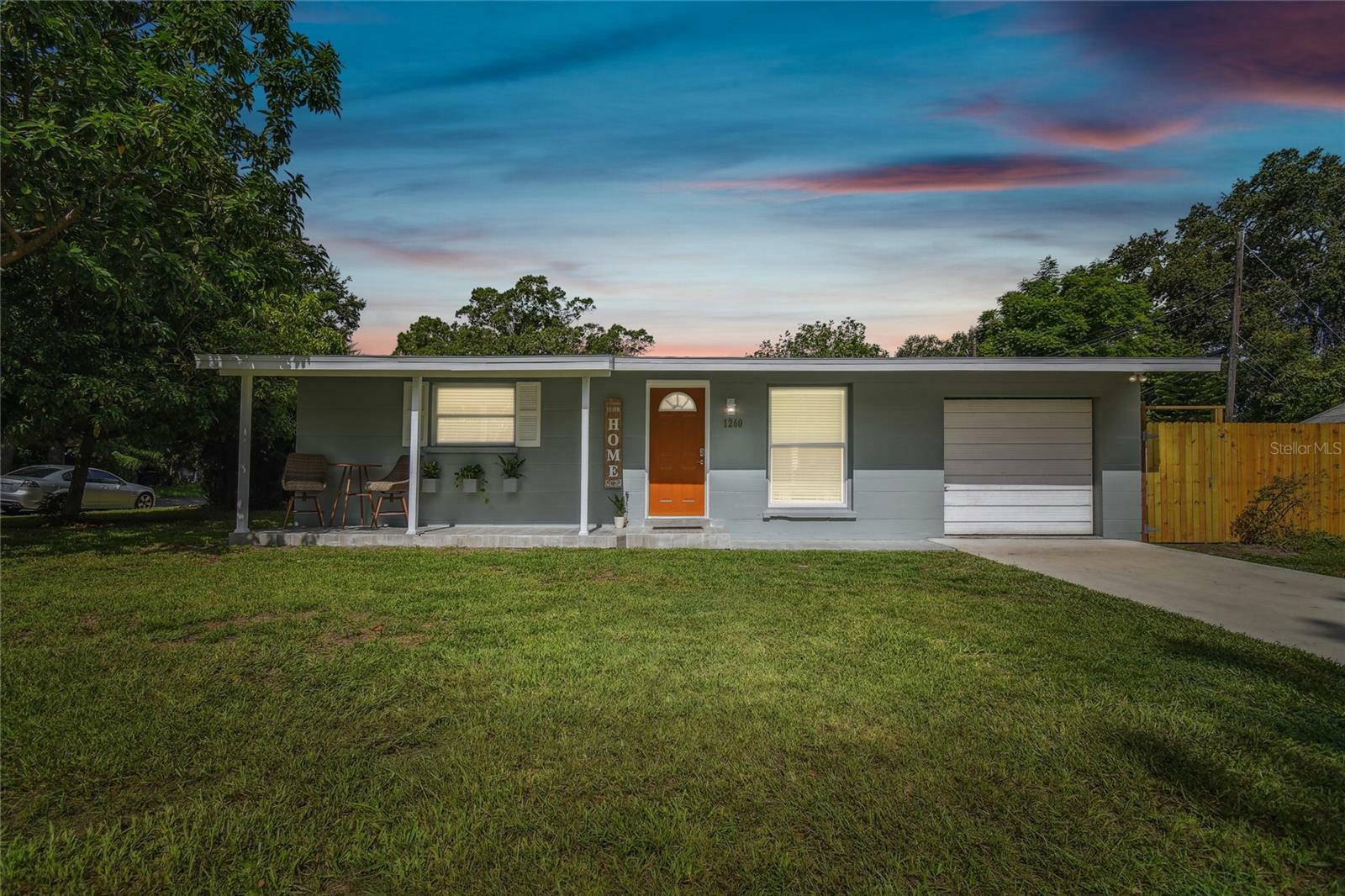 Property Photo: 1260 S Hillcrest Avenue FL 33756