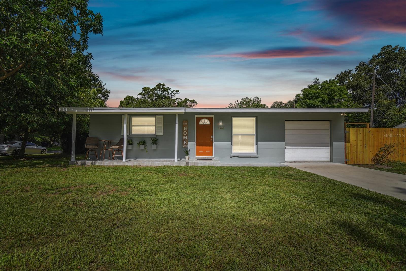 Property Photo: 1260 S Hillcrest Avenue FL 33756