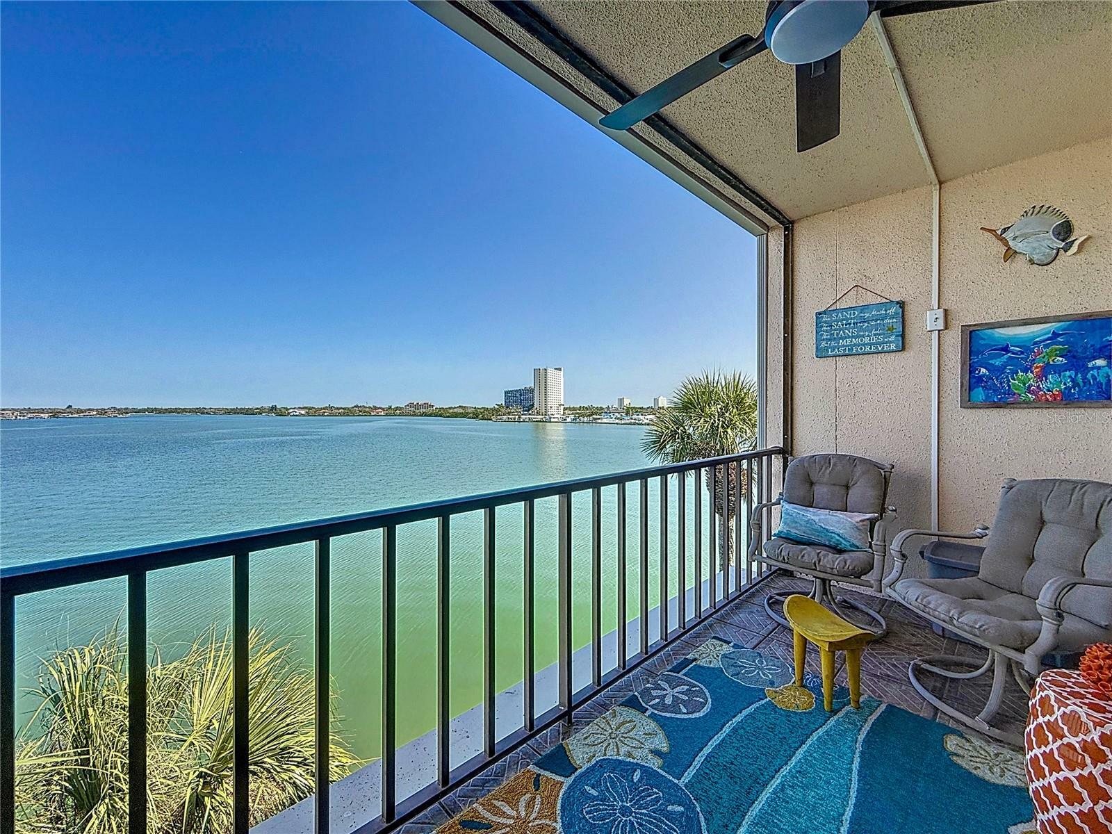 Property Photo: 7665 Sun Island Drive S 401 FL 33707
