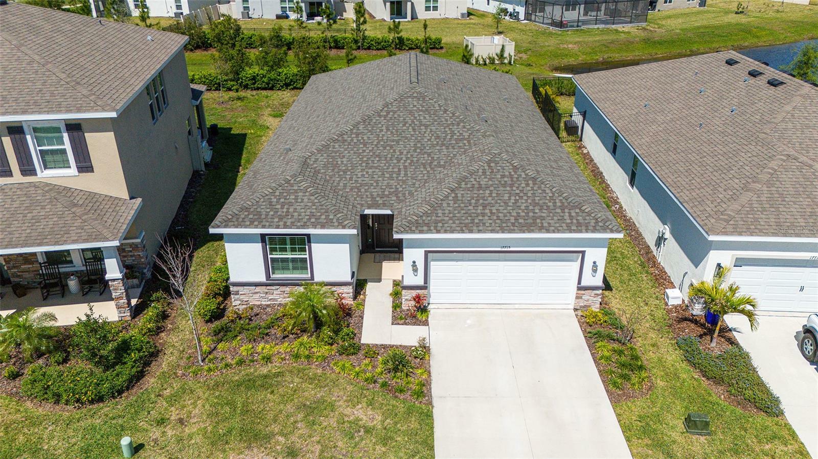 Property Photo: 17715 Cantarina Cove FL 34211