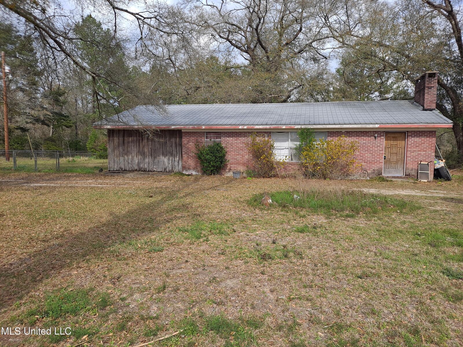 Property Photo:  91922 US-98  MS 39423 