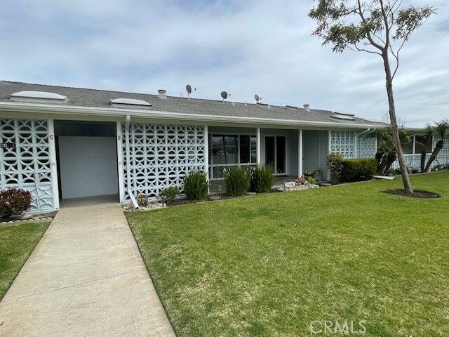 Property Photo:  13721 El Dorado Drive 20-B  CA 90740 