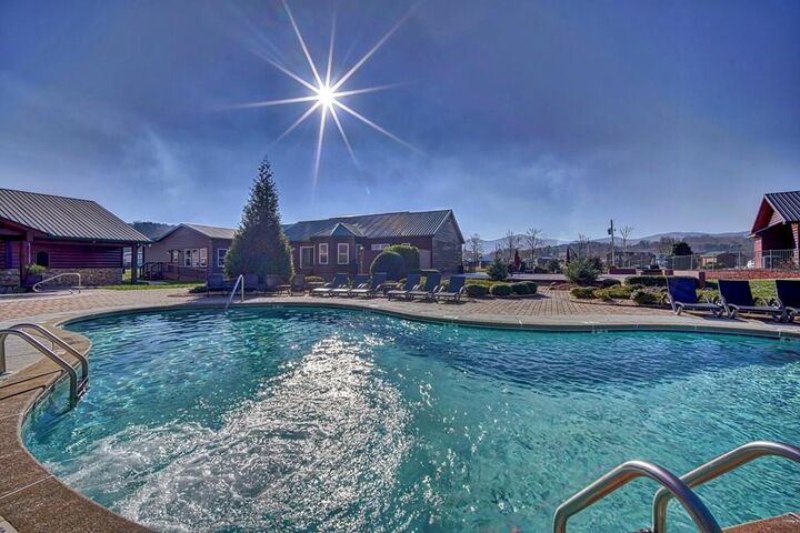 Property Photo: 15 Misty Valley Road GA 30512
