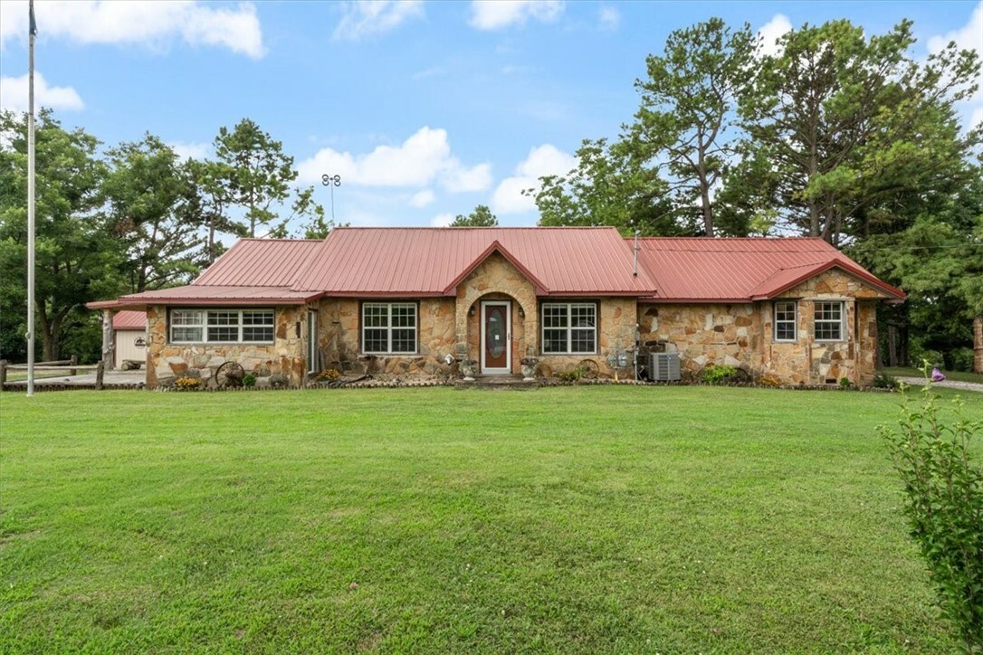 Property Photo: 493 E Lowell Avenue AR 72718