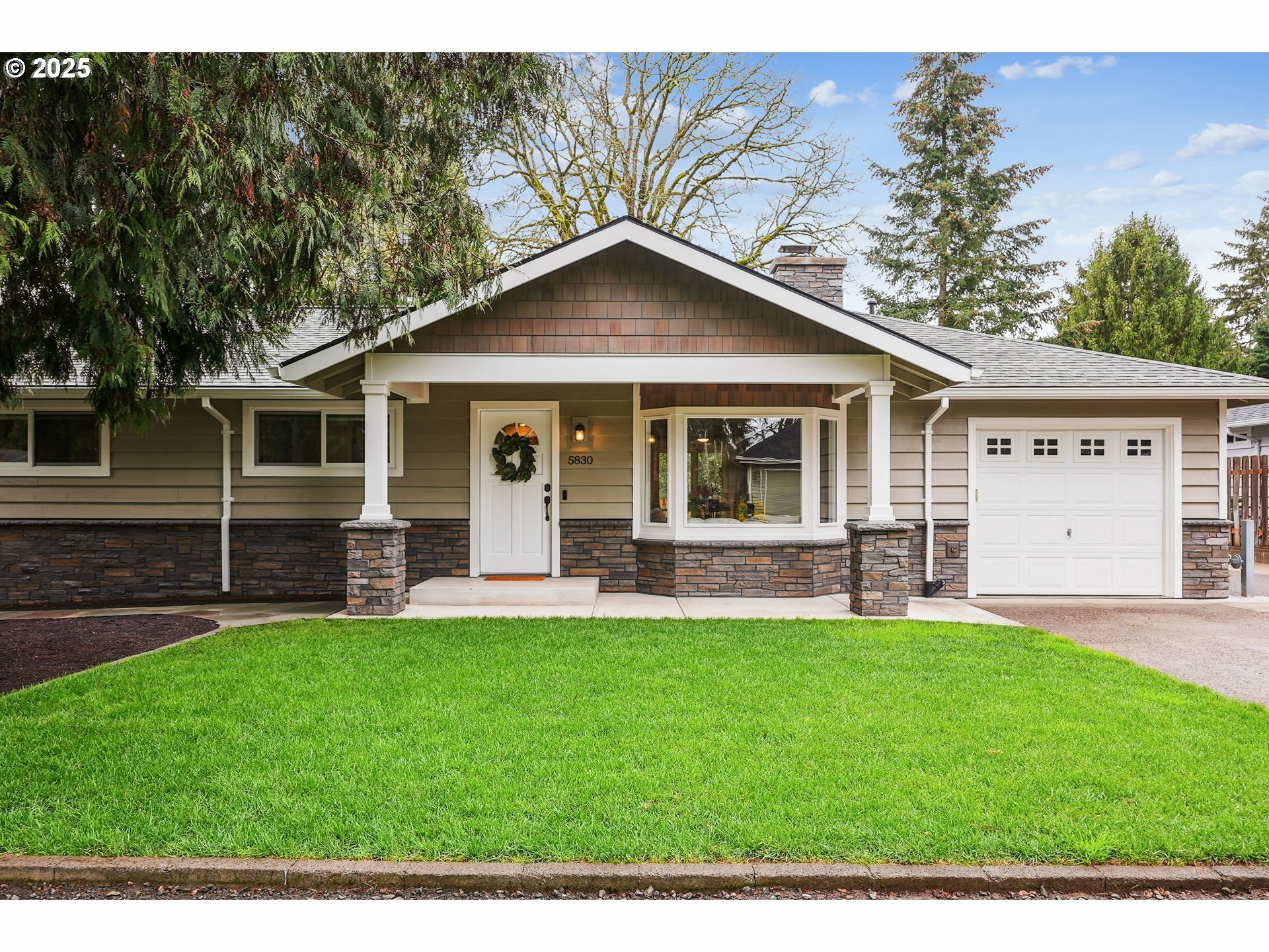 5830 Burma Rd  Lake Oswego OR 97035 photo