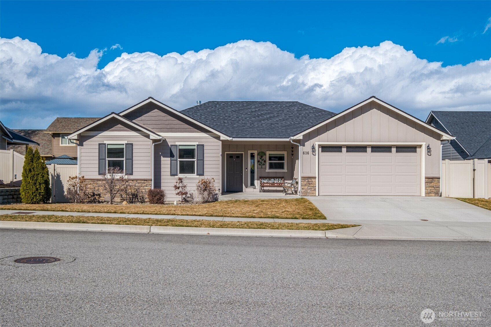 Property Photo: 636 Craig WA 98801