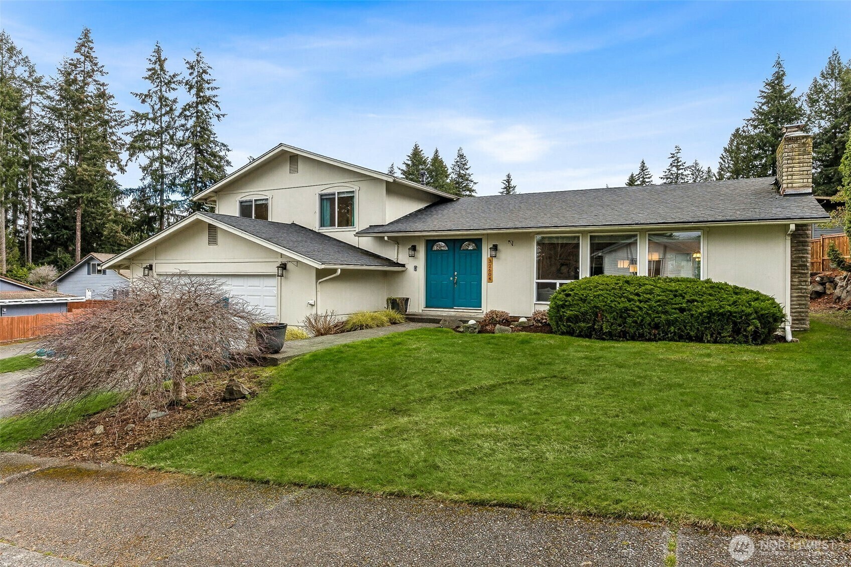 Property Photo:  32604  35th Avenue SW  WA 98023 