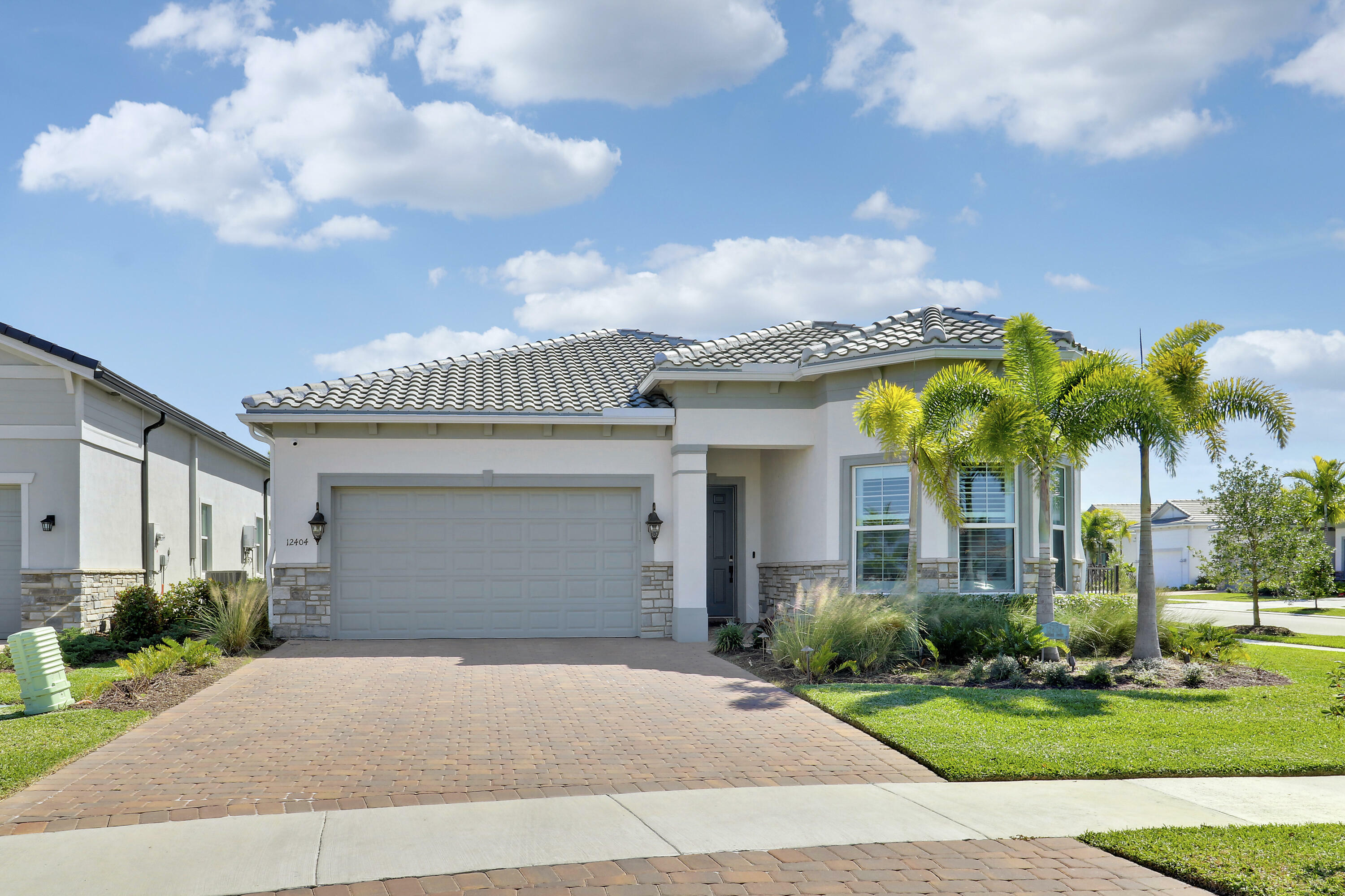 Property Photo: 12404 Banner Court FL 33412