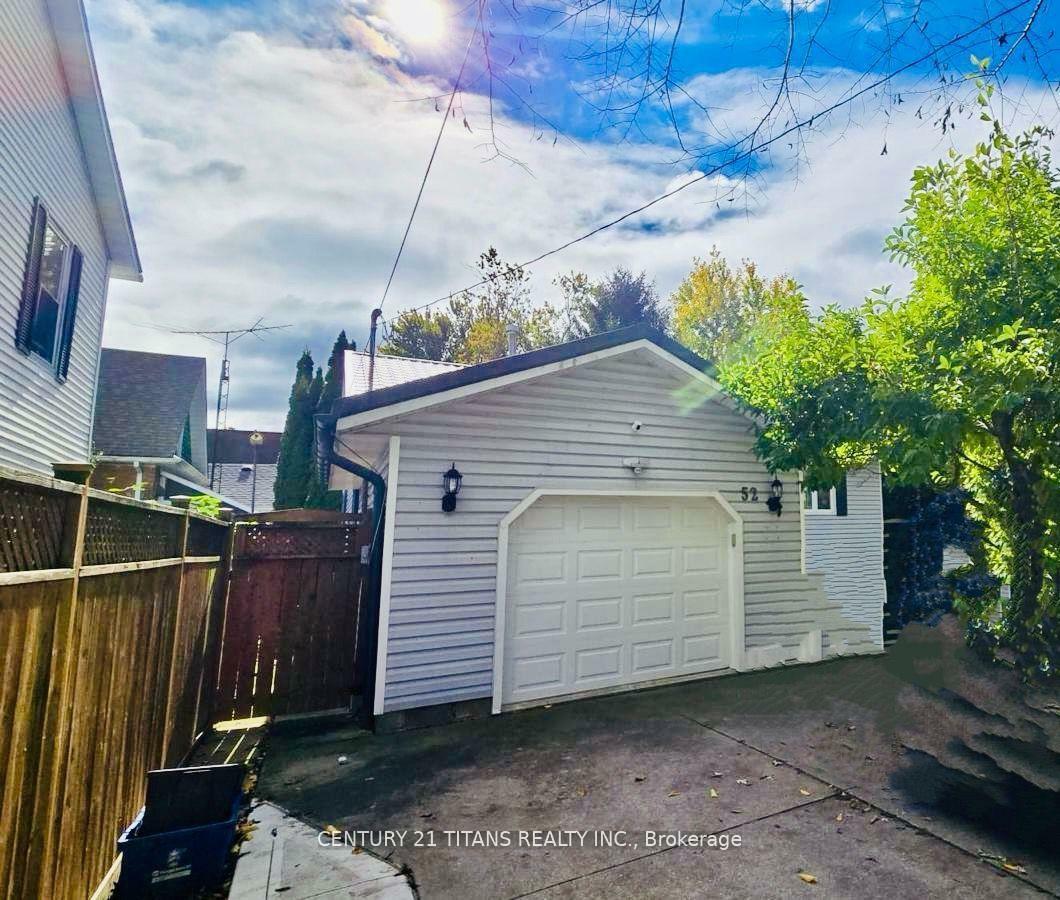 Property Photo: 52 Water Street N ON N7M 3H7