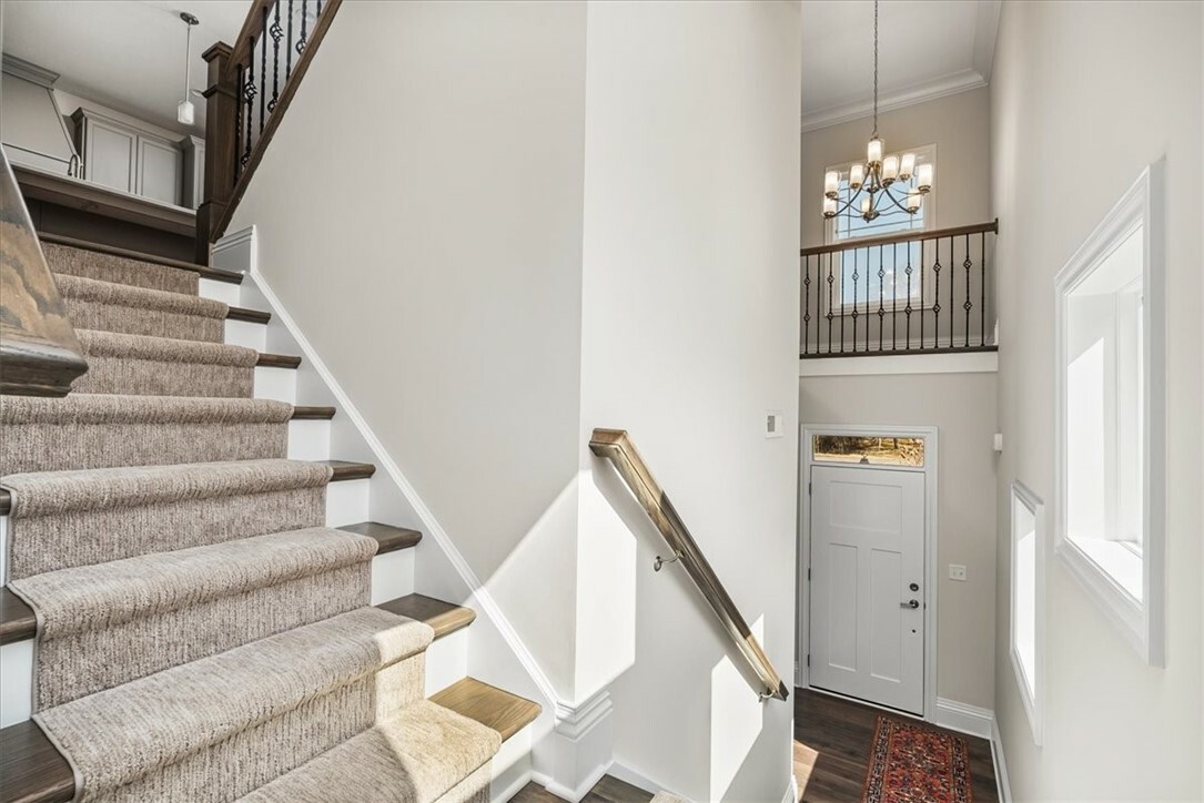 Property Photo:  130 Rainier Ln  PA 15090 