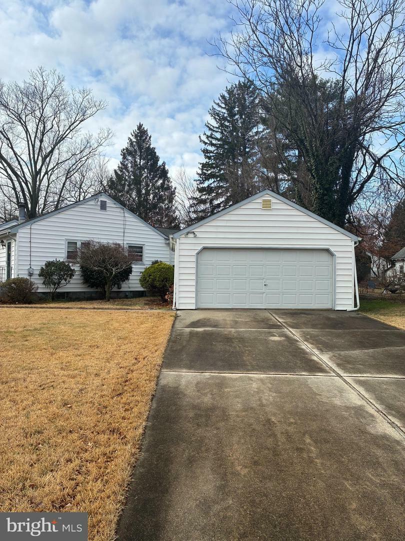 Property Photo: 203 N Girard Road NJ 08028