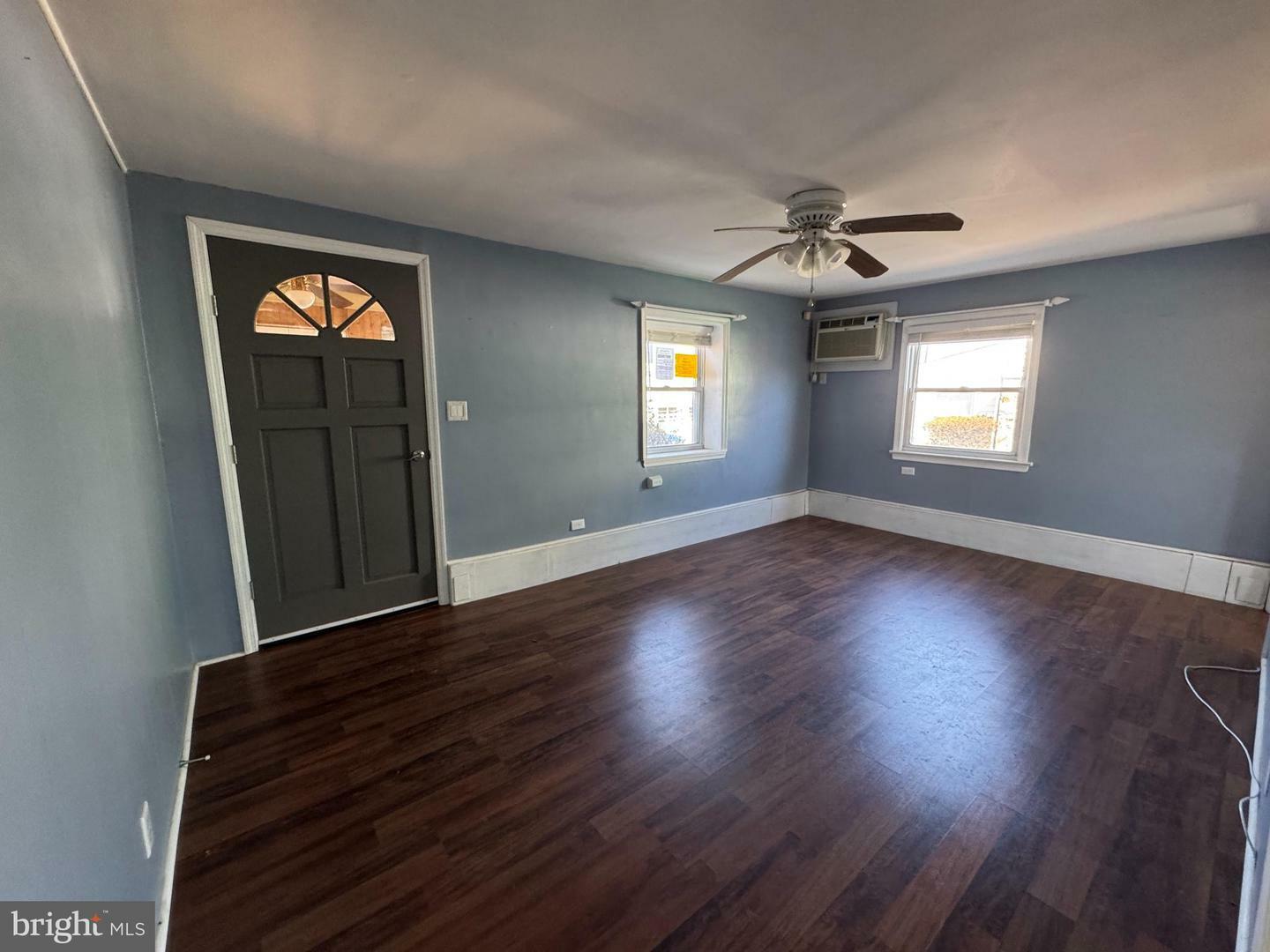 Property Photo: 40 Bunting Lane PA 19014