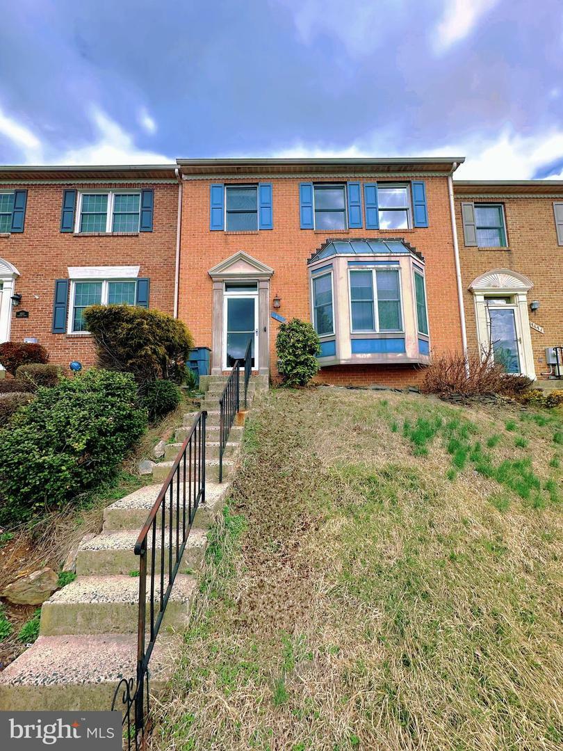 Property Photo: 1412 Valbrook Court S MD 21015