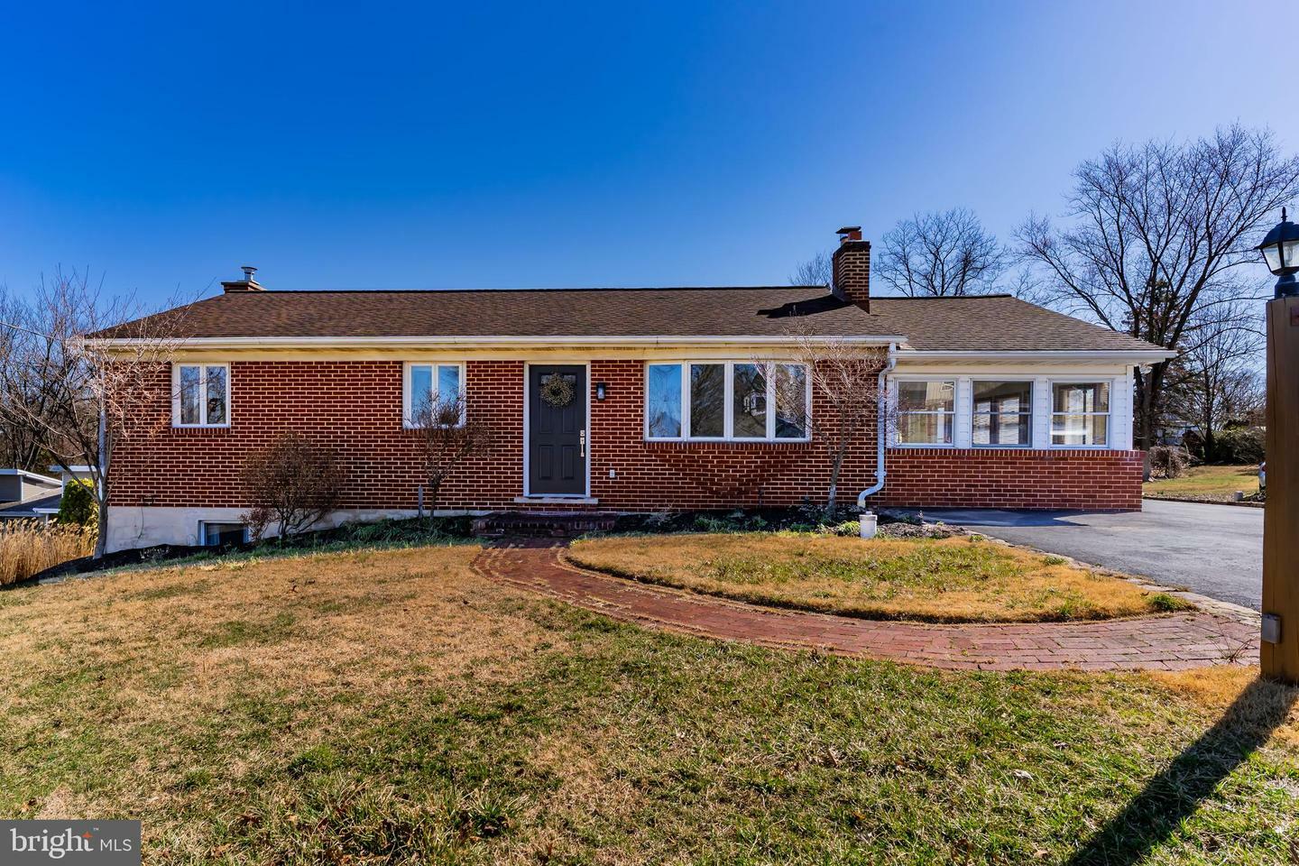Property Photo: 503 N Blue Ribbon Avenue PA 17112