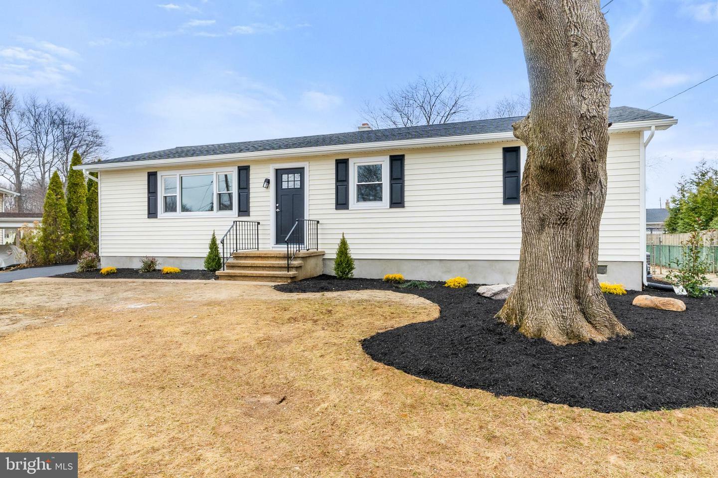 Property Photo: 20 Lenox Avenue NJ 08620