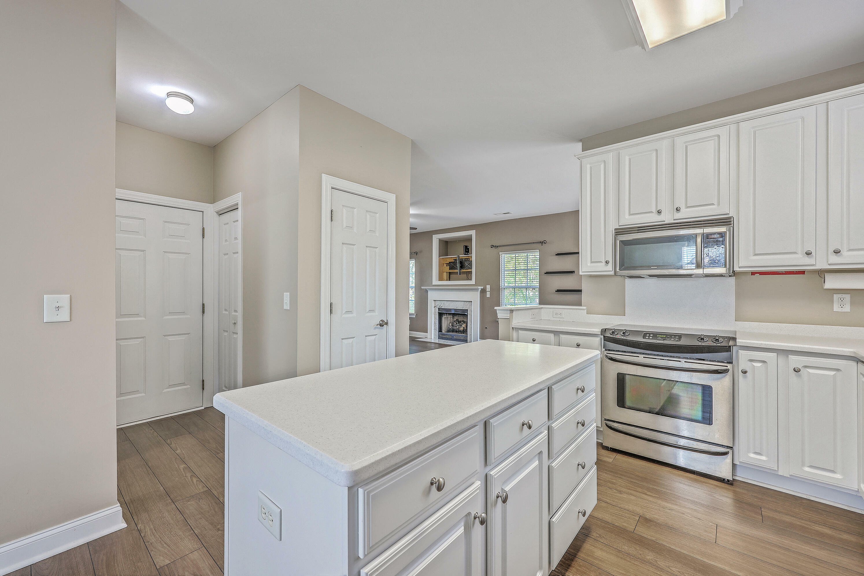 Property Photo: 401 Waring Street SC 29483