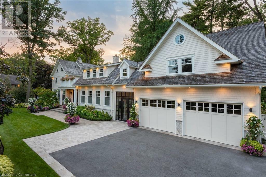 Property Photo: 347 East Hart Crescent ON L7N 1P8