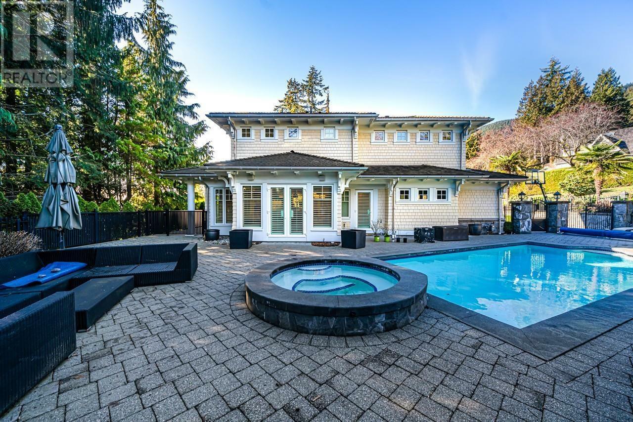 Property Photo: 2913 Altamont Crescent BC V7V 3B9