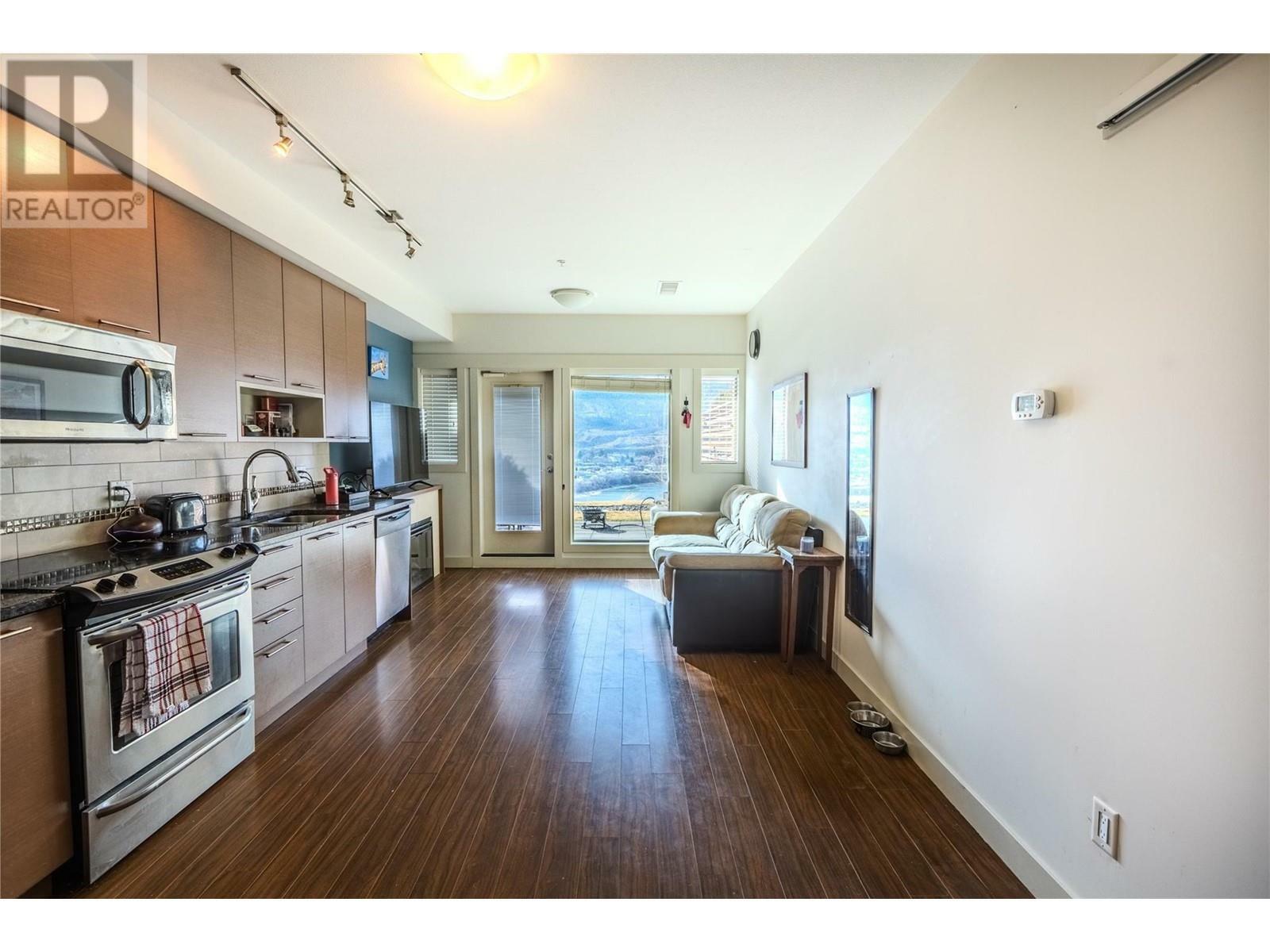 Property Photo: 1040 Talasa Court 3109 BC V2H 1R2