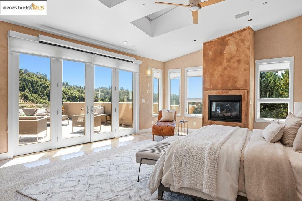 Property Photo: 1991 Tunnel Rd CA 94705