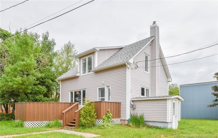 Property Photo: 142 5 Eme Rue NB E8S 1B2