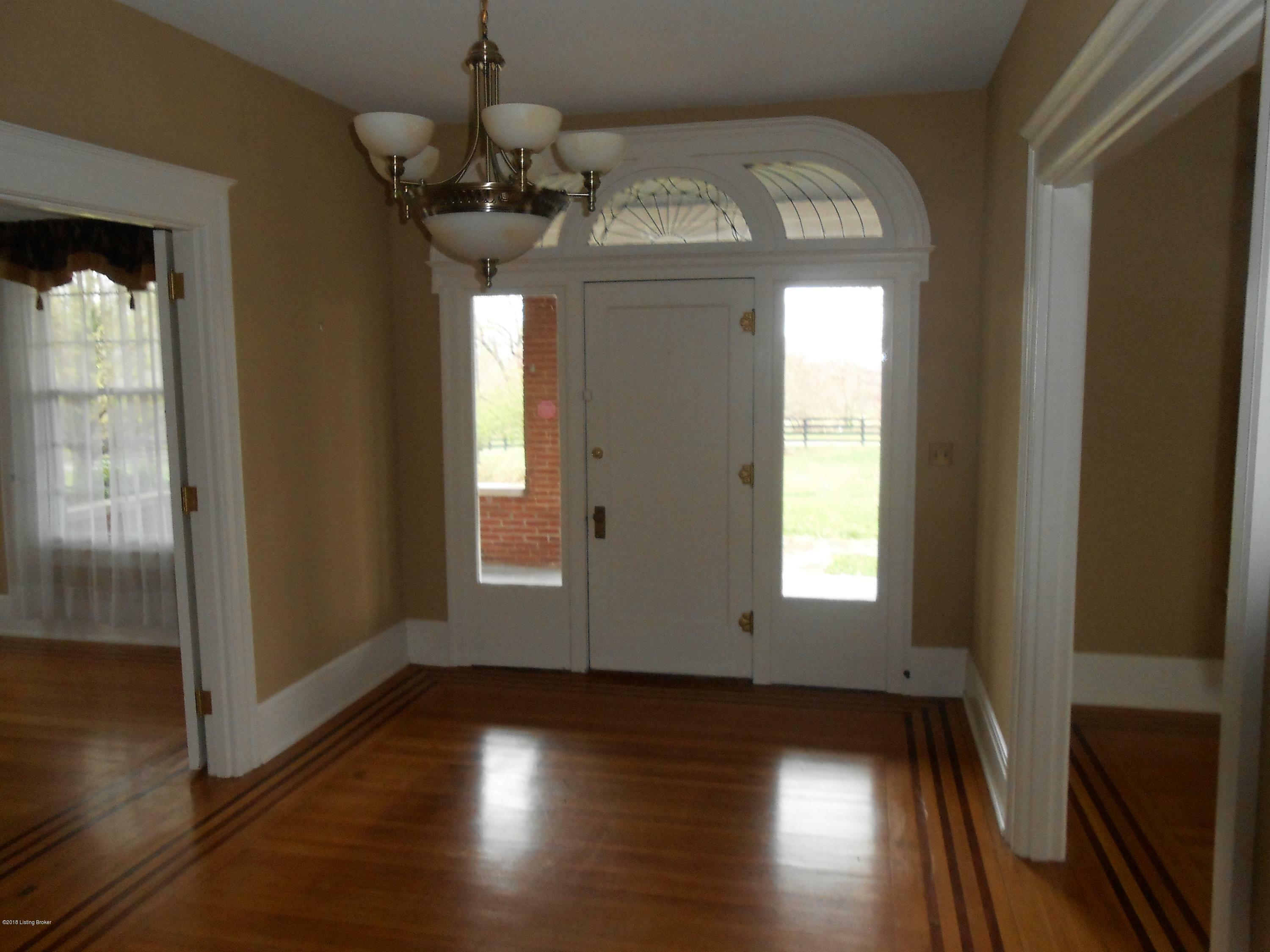 Property Photo: 2334 Taylorsville Rd KY 40065
