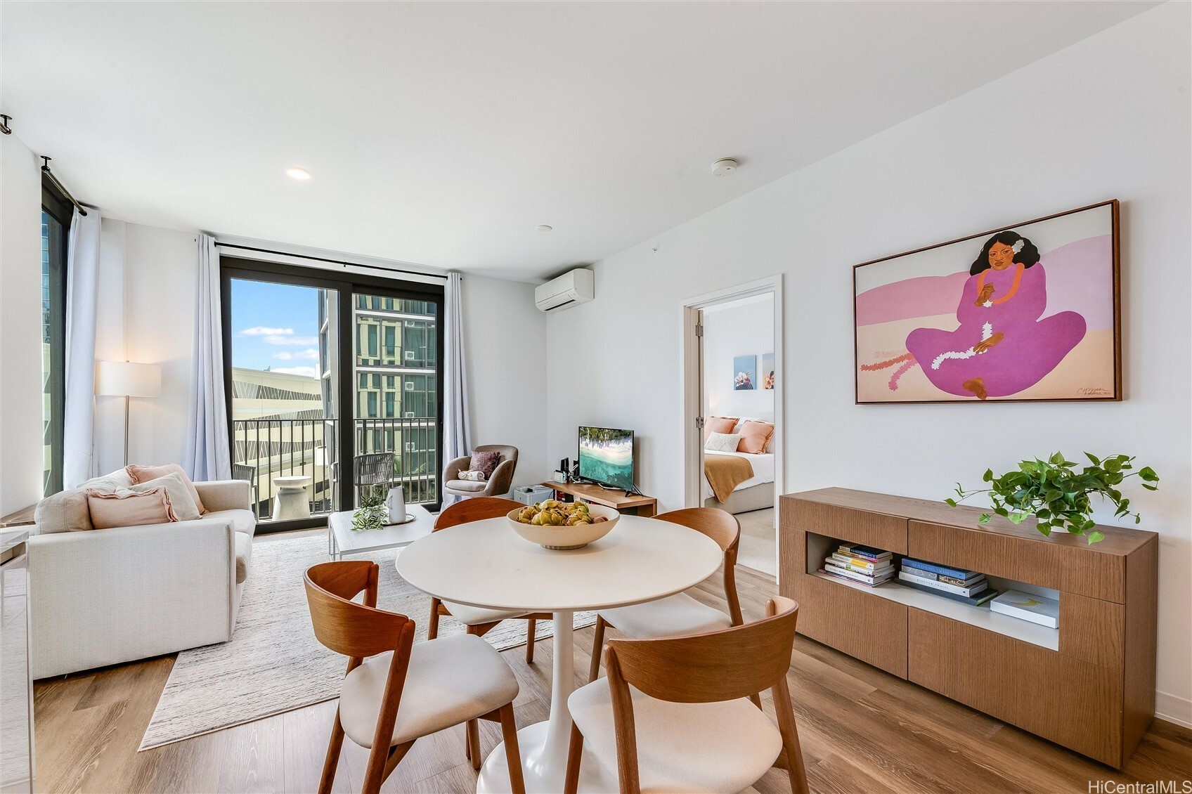 Property Photo: 987 Queen Street 502 HI 96814